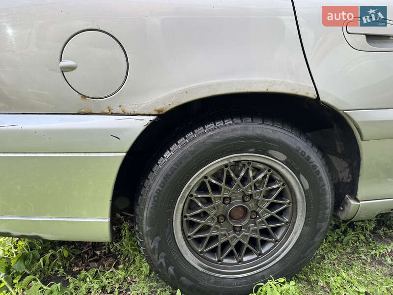 Седан Opel Omega 2002 в Полтаве