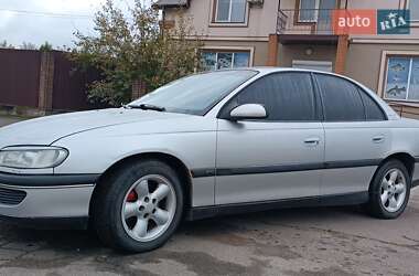 Седан Opel Omega 1999 в Сарнах