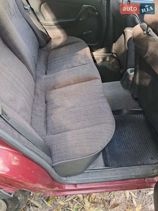 Седан Opel Omega 1991 в Киеве