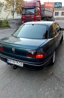 Седан Opel Omega 1996 в  фото 3 Седан Opel Omega 1996 в