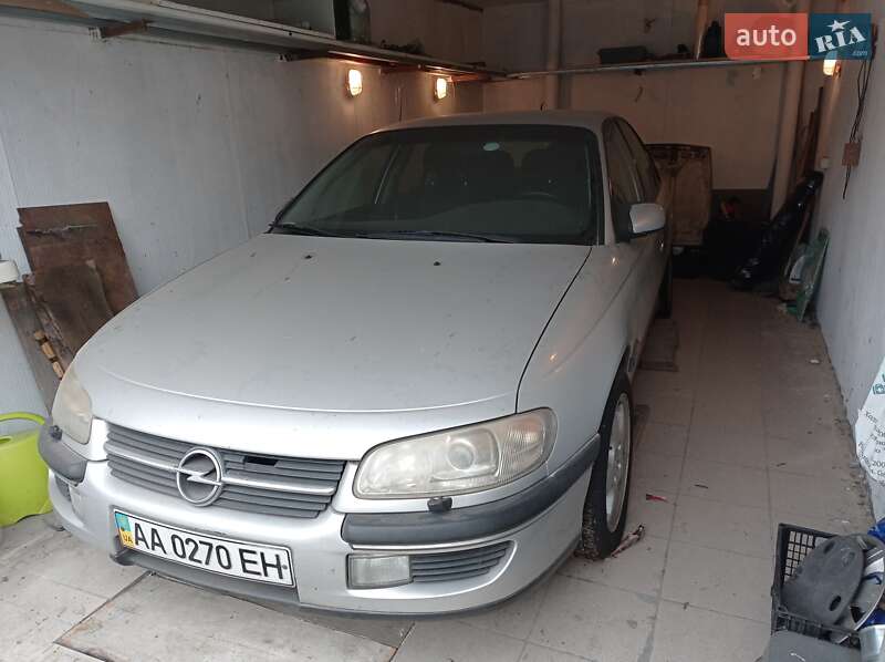 Седан Opel Omega 1999 в Киеве