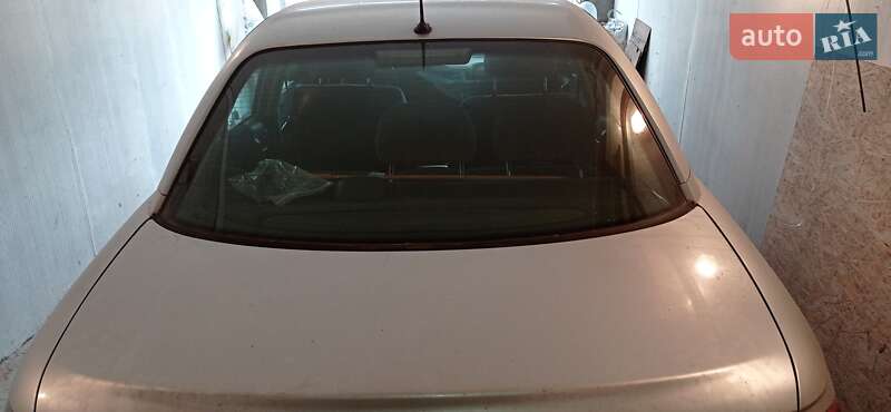 Седан Opel Omega 1999 в Киеве