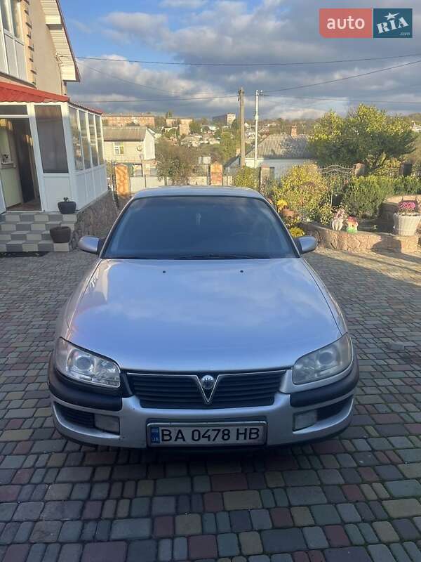 Седан Opel Omega 1998 в Новоукраинке