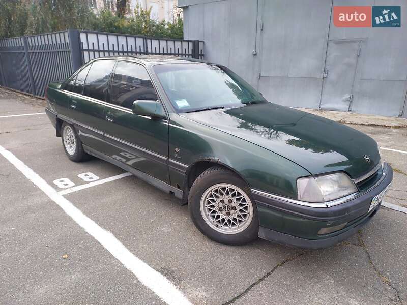 Седан Opel Omega 1992 в Києві фото 4 Седан Opel Omega 1992 в Києві