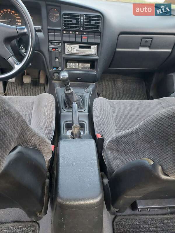 Седан Opel Omega 1992 в Києві фото 16 Седан Opel Omega 1992 в Києві