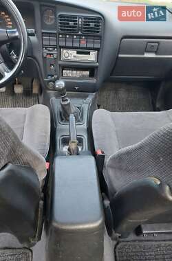 Седан Opel Omega 1992 в 