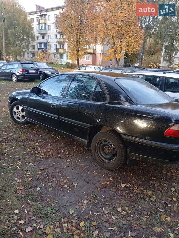 Седан Opel Omega 1995 в 