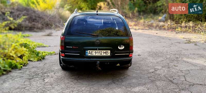 Универсал Opel Omega 1996 в Днепре