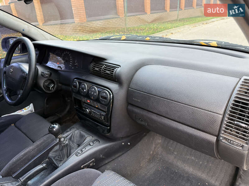 Універсал Opel Omega 1999 в Білій Церкві