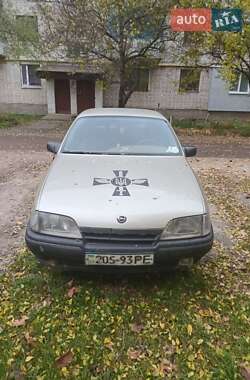 Седан Opel Omega 1987 в Коростене