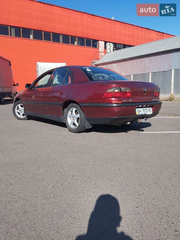 Седан Opel Omega 1996 в Одессе