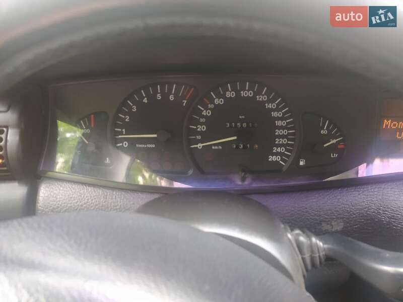 Седан Opel Omega 1996 в Одессе