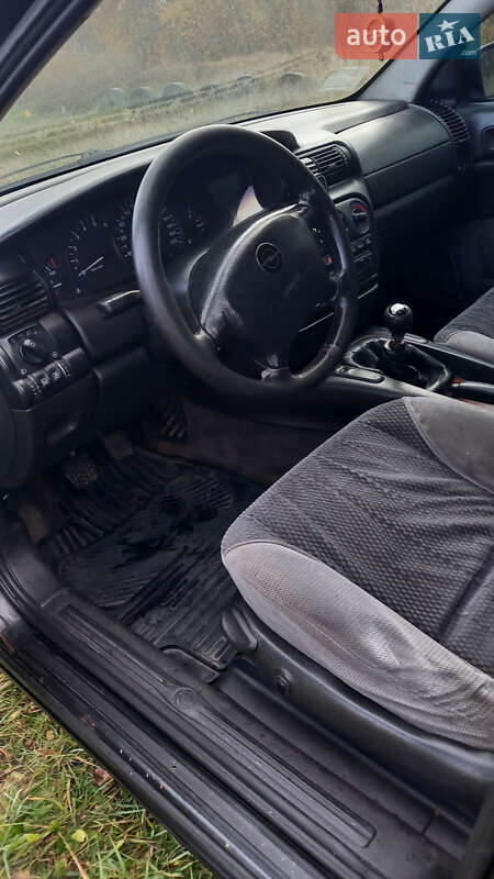 Універсал Opel Omega 1997 в Ковелі