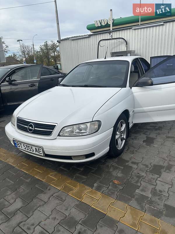 Седан Opel Omega 2001 в Николаеве