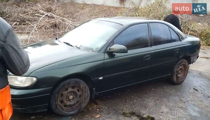 Седан Opel Omega 2000 в Киеве