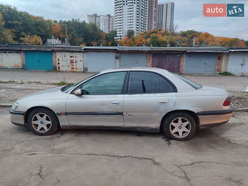 Седан Opel Omega 1995 в Киеве фото 2 Седан Opel Omega 1995 в Киеве
