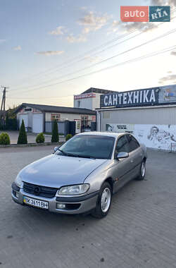 Седан Opel Omega 1995 в Вараші