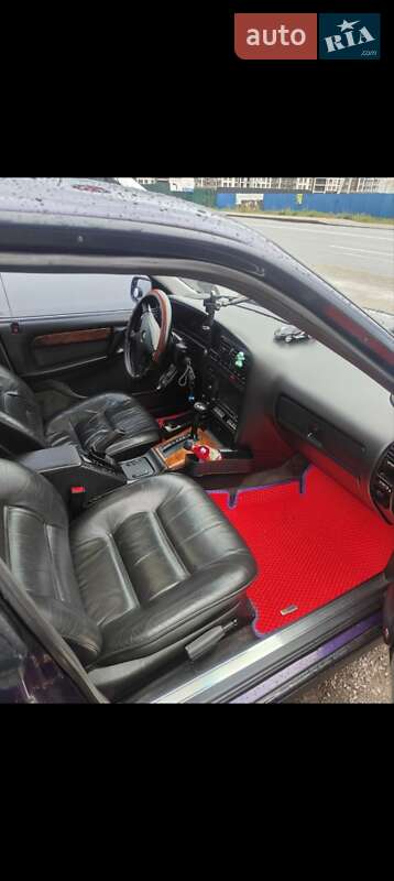 Седан Opel Omega 1991 в Львове