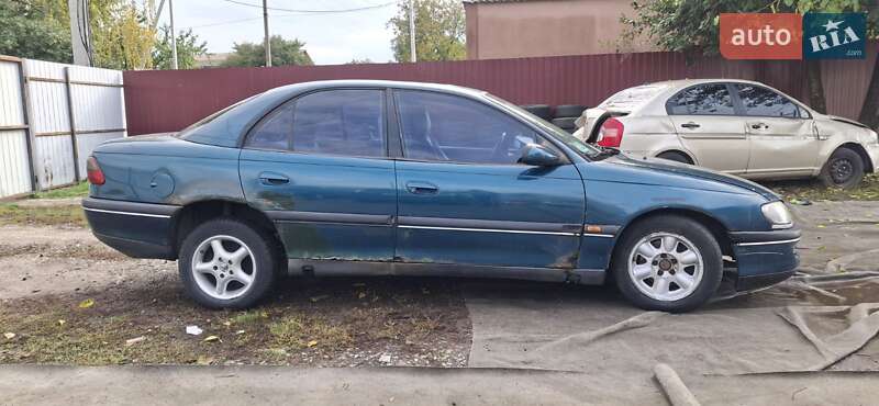 Седан Opel Omega 1995 в Києві