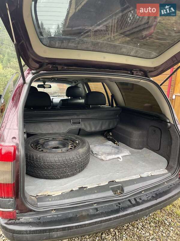 Універсал Opel Omega 1994 в Надвірній