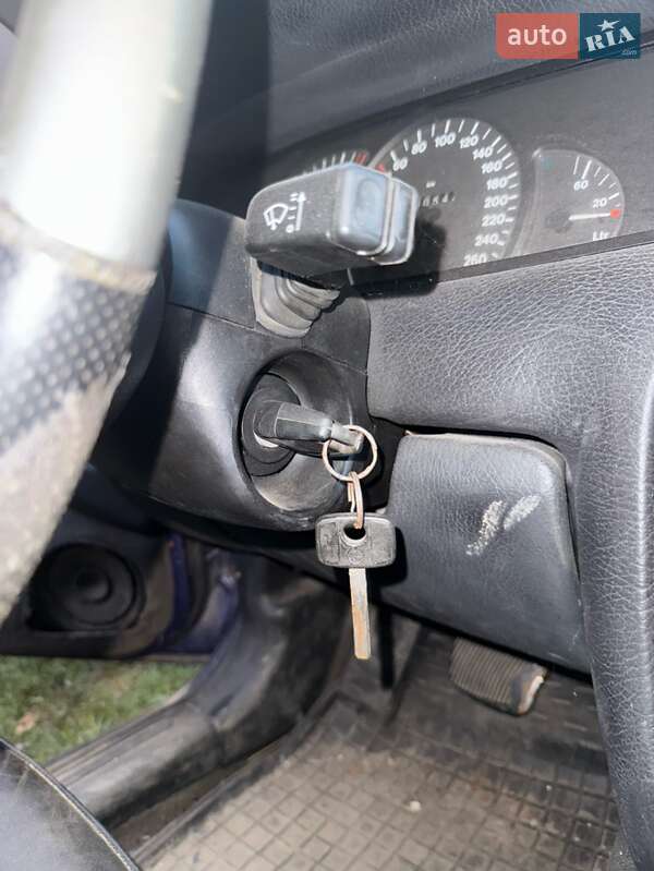 Седан Opel Omega 1995 в Дніпрі