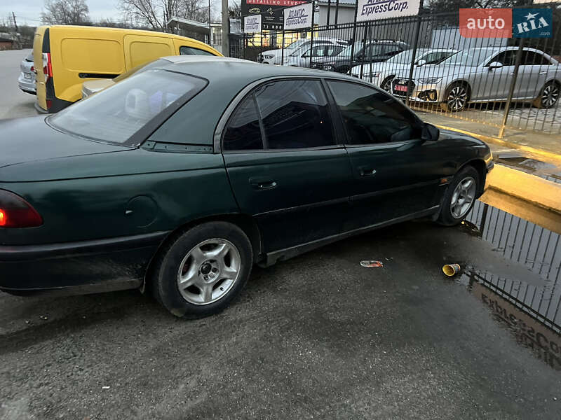 Седан Opel Omega 1995 в Киеве фото 7 Седан Opel Omega 1995 в Киеве