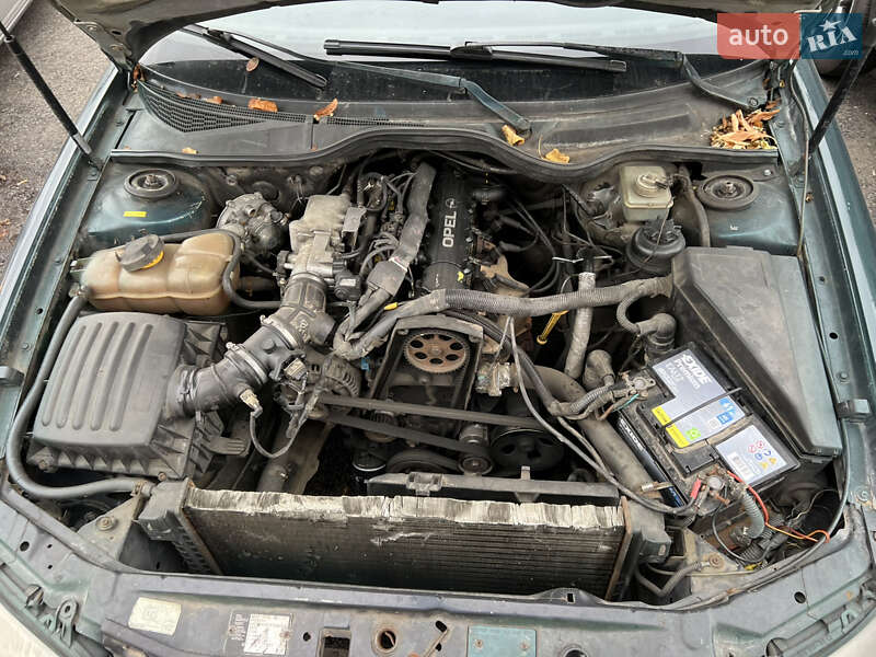 Седан Opel Omega 1995 в Киеве фото 12 Седан Opel Omega 1995 в Киеве