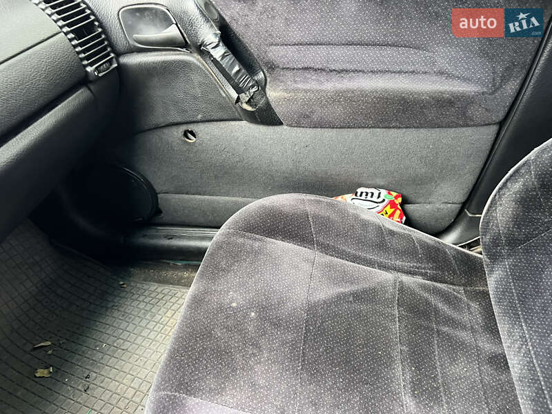 Седан Opel Omega 1995 в Киеве фото 18 Седан Opel Omega 1995 в Киеве