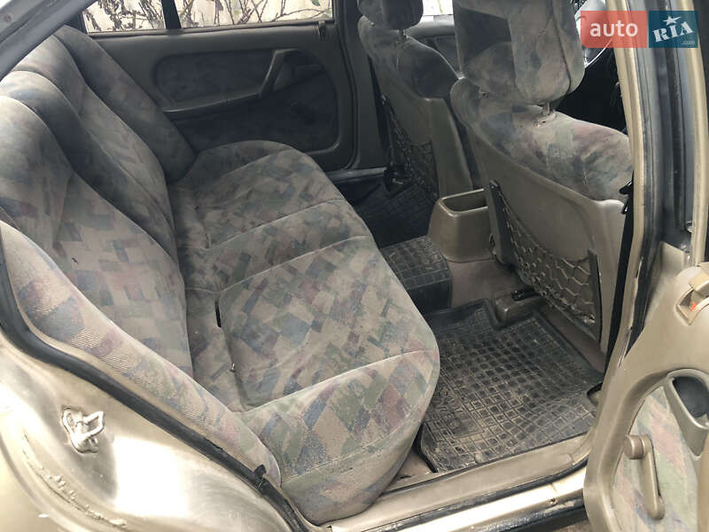 Седан Opel Omega 1987 в Володимирі фото 9 Седан Opel Omega 1987 в Володимирі