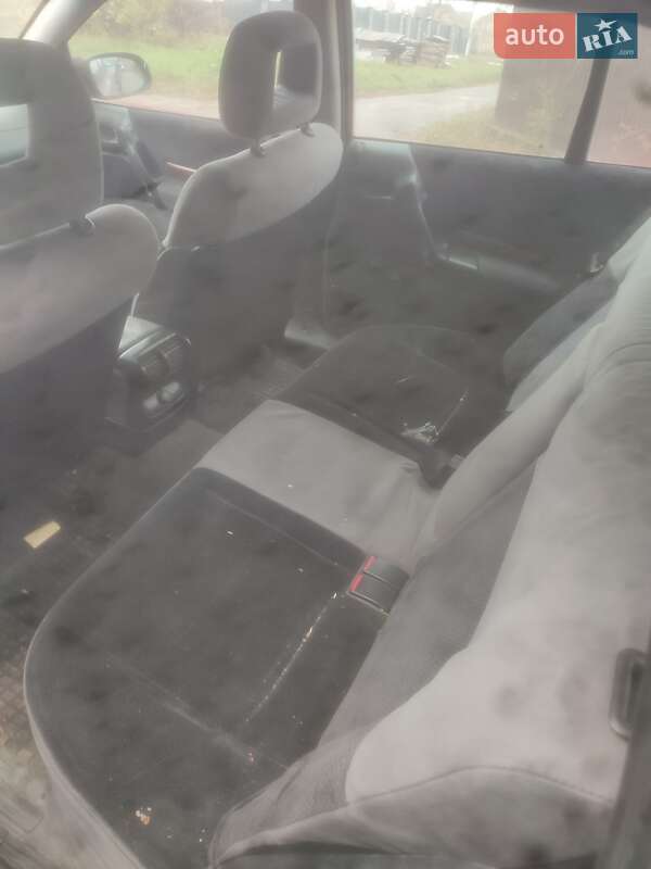 Универсал Opel Omega 1995 в Белогородке