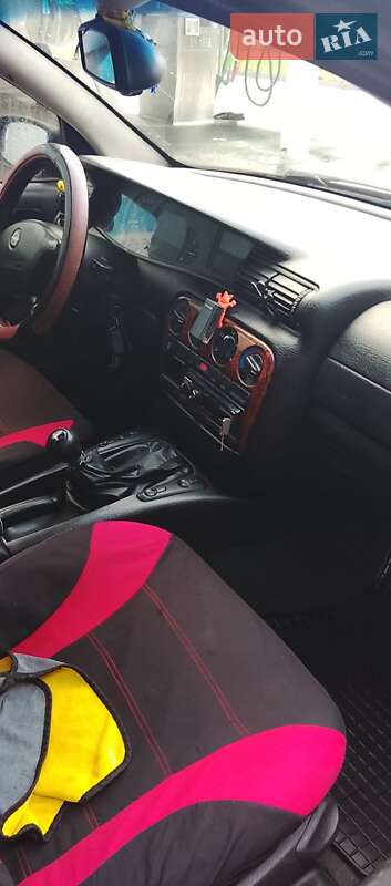 Универсал Opel Omega 1998 в Умани