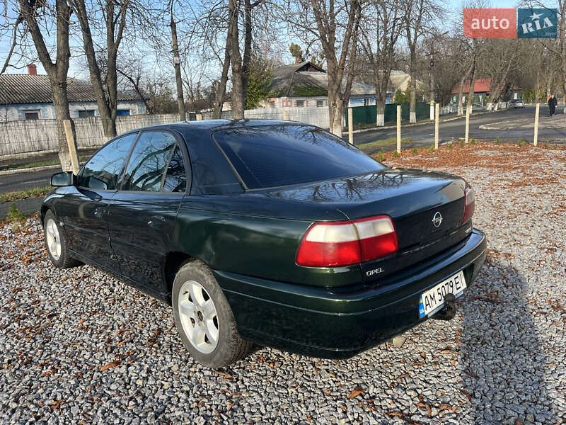 Седан Opel Omega 2002 в Погребище