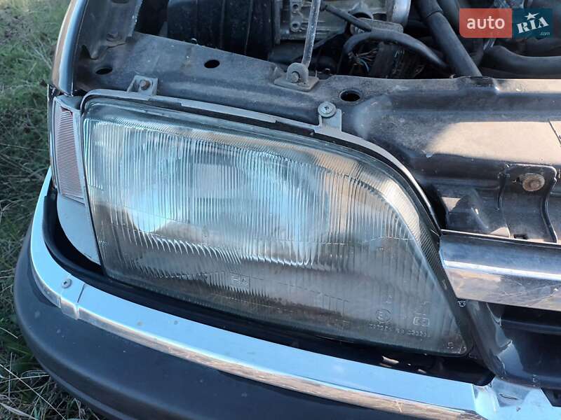 Седан Opel Omega 1991 в Южном