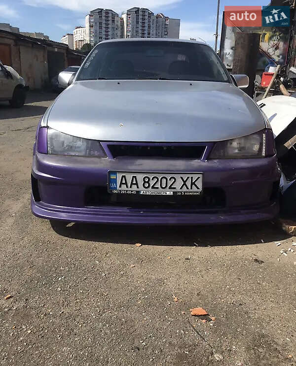 Седан Opel Omega 1991 в Ірпені