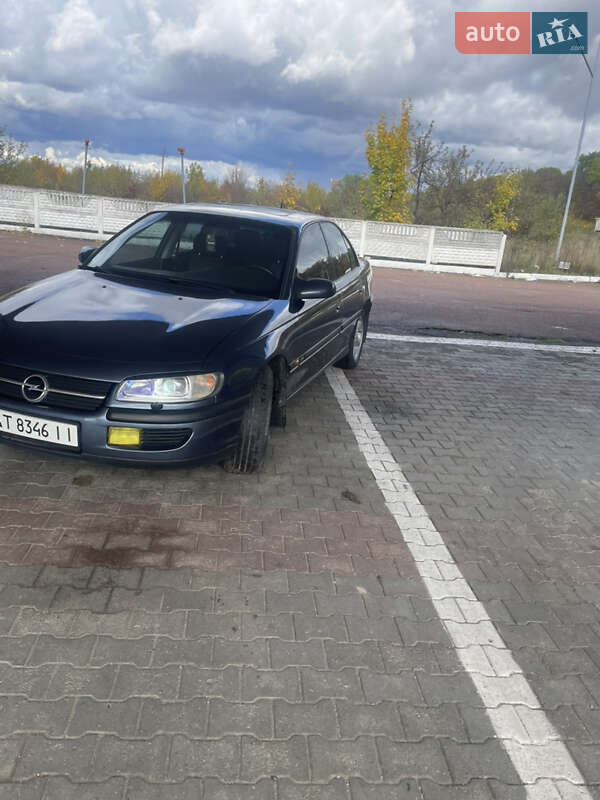 Седан Opel Omega 1998 в Надвірній
