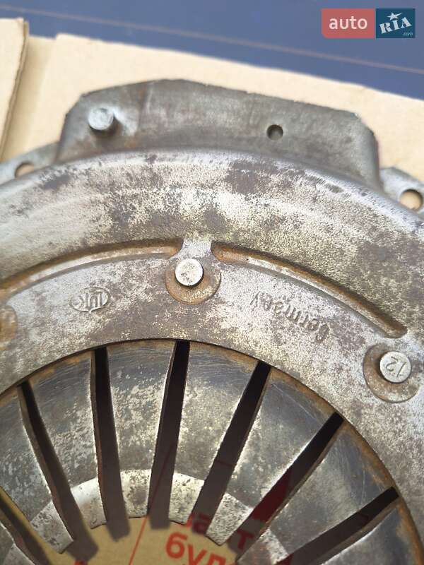 Седан Opel Omega 1990 в Полтаві