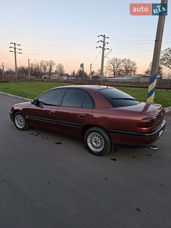 Седан Opel Omega 1998 в Черкассах