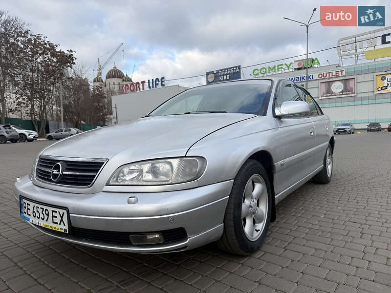 Opel Omega 2000