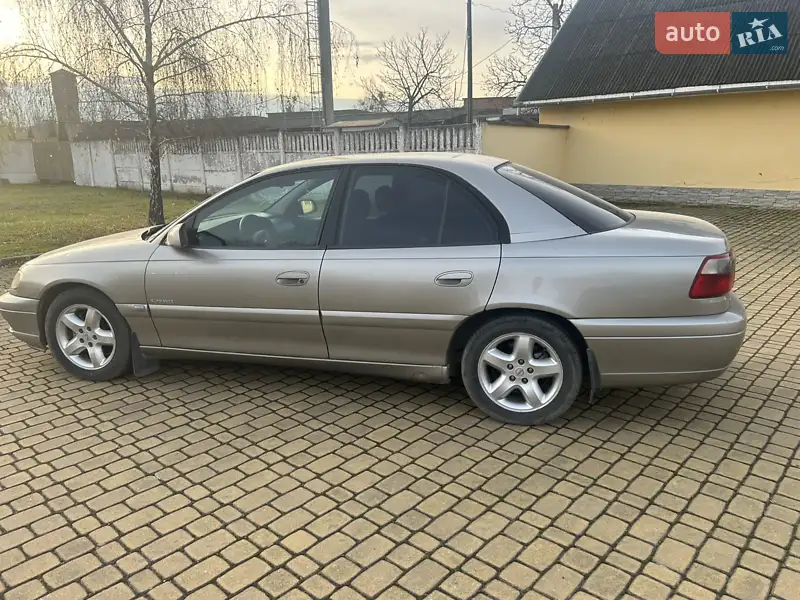 Opel Omega