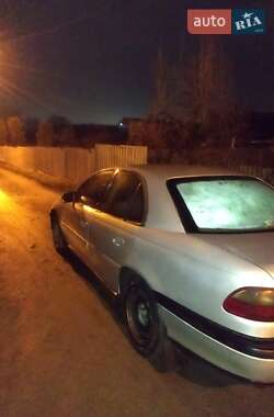 Седан Opel Omega 1995 в Луцке