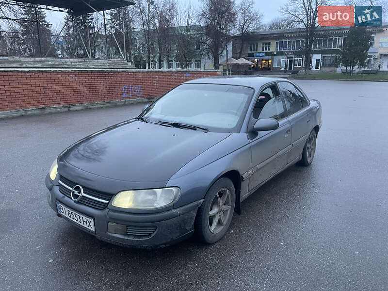 Седан Opel Omega 1995 в Гадяче