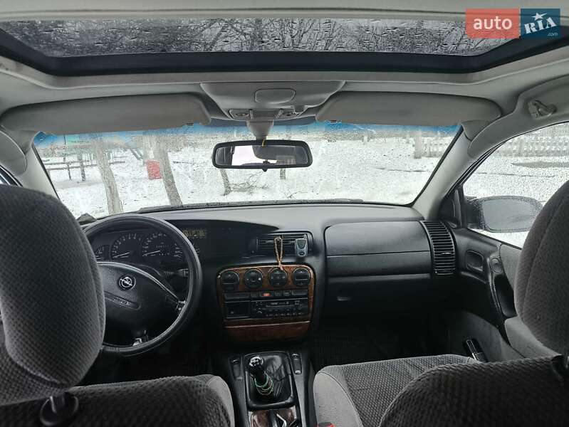 Универсал Opel Omega 1997 в Пулинах