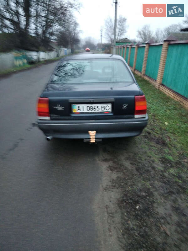Седан Opel Omega 1988 в Переяславе фото 4 Седан Opel Omega 1988 в Переяславе