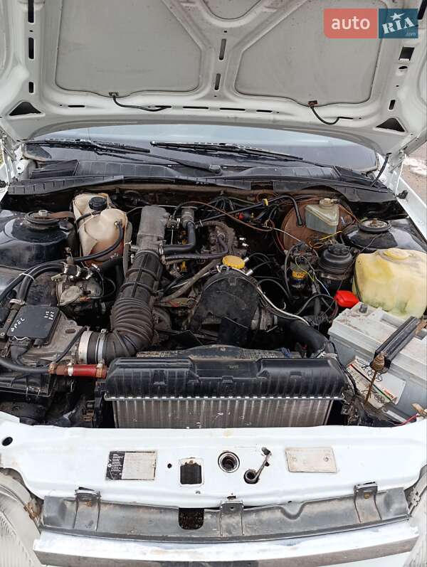 Седан Opel Omega 1991 в Нікополі фото 5 Седан Opel Omega 1991 в Нікополі