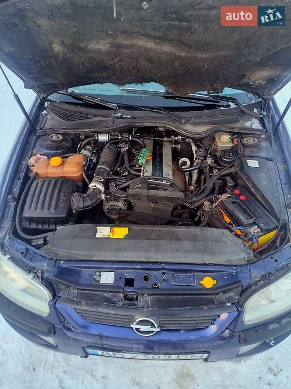 Седан Opel Omega 1995 в Житомирі