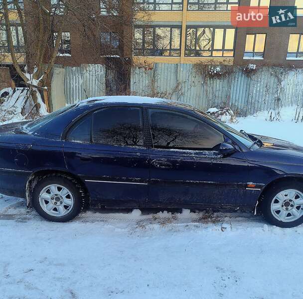 Седан Opel Omega 1995 в Житомирі
