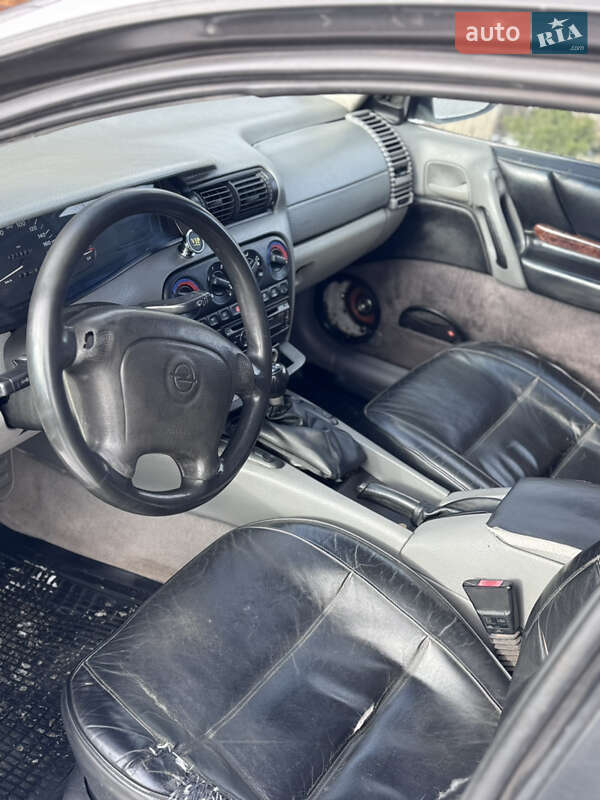 Универсал Opel Omega 1995 в Одессе
