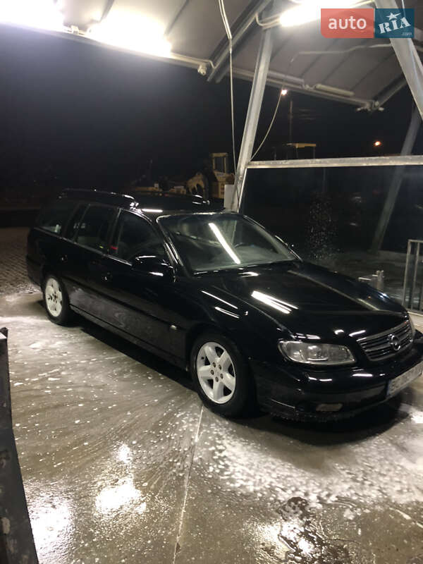 Універсал Opel Omega 2001 в Львові