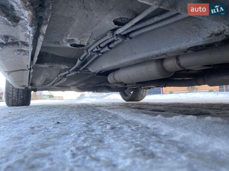 Седан Opel Omega 2000 в Полтаве