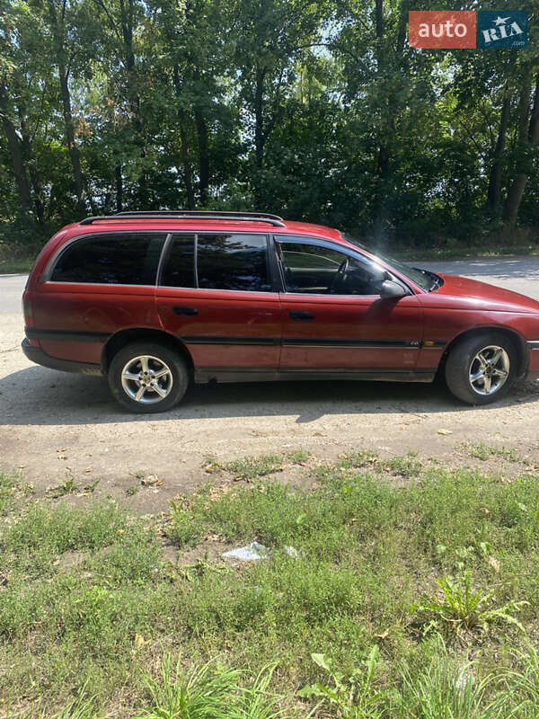 Универсал Opel Omega 1995 в Волочиске